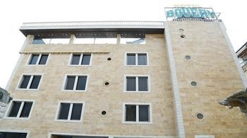 Bouery Hotel Kfar Yassine Exterior foto